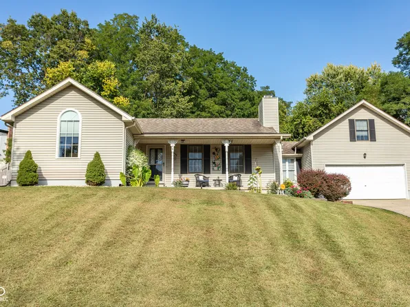 1144 Major Dr, Connersville, IN 47331