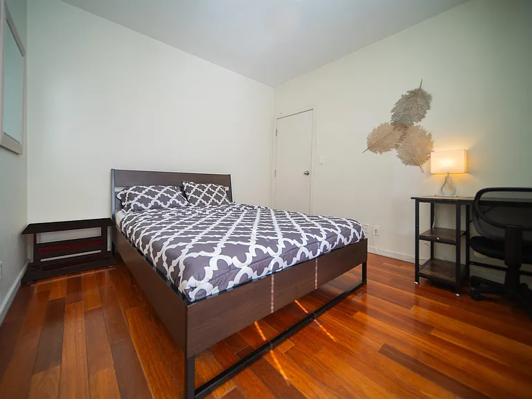 440 Richards St #203 — Photo 10