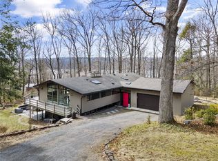6 Hemlock Ln, Ithaca, NY 14850