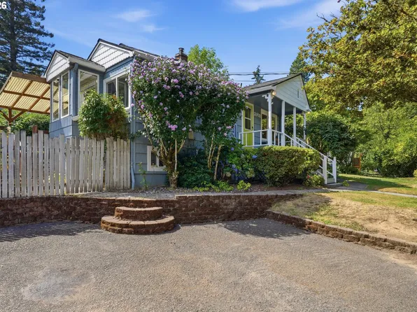 3918 SW Cullen Blvd, Portland, OR 97221