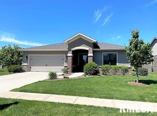 2109 Brookstone Dr, Springfield, IL 62711