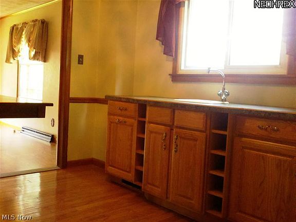 5th image of 788 Silvercrest Dr