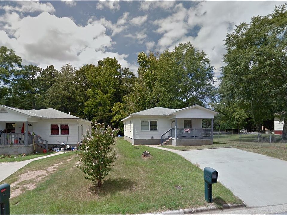 2 Houses, 2 bed 2 baths