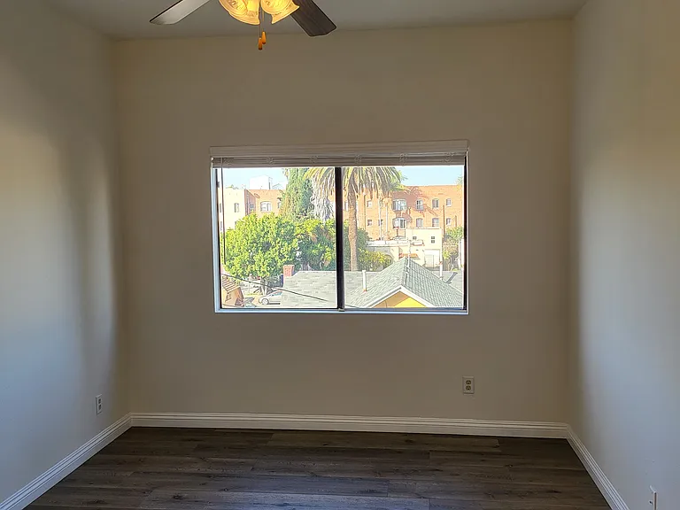 3819 Country Club Dr #202 — Photo 36