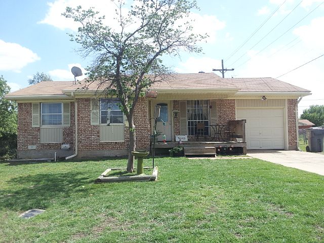 1st image of 5708 NW Ash Ave