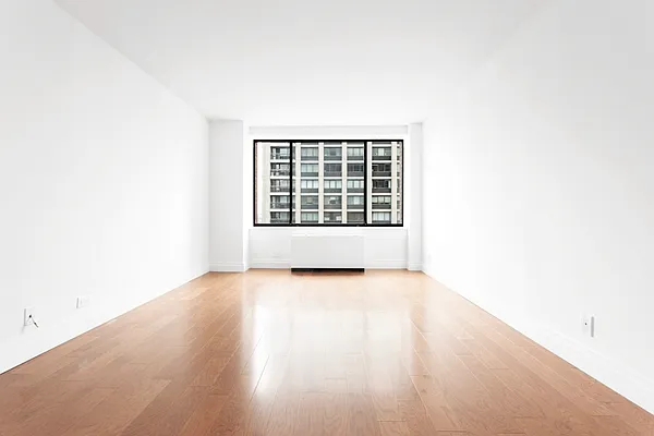 Rented by Olnick Organization | media 2