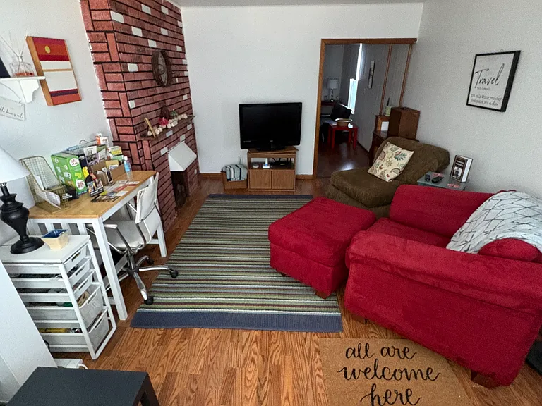 155 S Yale Ave — Photo 3