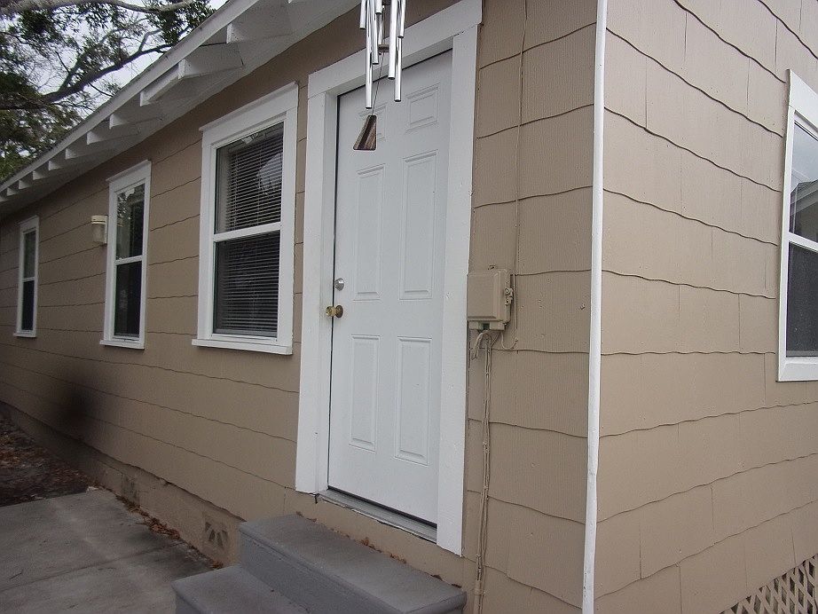 2nd image of 437 18th Ave N