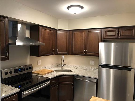 2nd image of 720 Prescott Dr APT 307