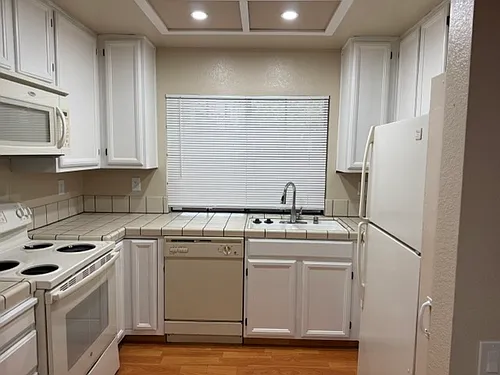 467 Costa Mesa Ter #D Photo 1