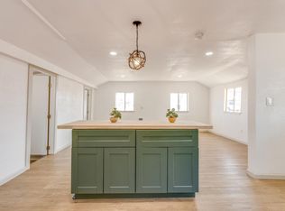 13400 Skyline Blvd, Waterford, CA