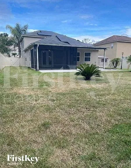 13668 Chipperfield Ln — Photo 10