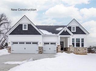 3719 Overlook Ct, Akron, OH 44333