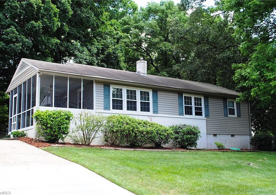 1st image of 2502 Shady Lawn Dr
