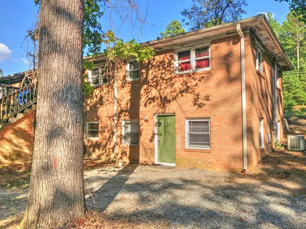 Affordable 2 Bedroom/1 Bathroom Near Southern Village!, 3290 S Columbia St #D, Chapel Hill, NC 27517
