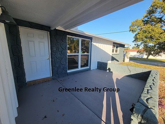 3rd image of 6935 Alta Vista St