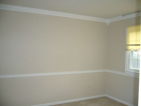 5th image of 9750 Sunrise Ct