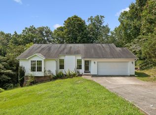 6220 Pine Marr Dr, Hixson, TN 37343