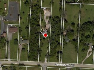 1563 Demorest Rd, Columbus, OH 43228