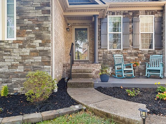 4th image of 2239 Dominick Dr