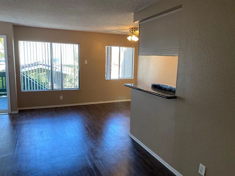 415 E Pine St #5 — Photo 6