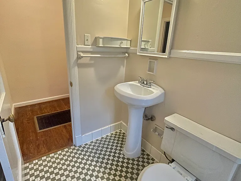 912 Oxmoor Rd #3 — Photo 29