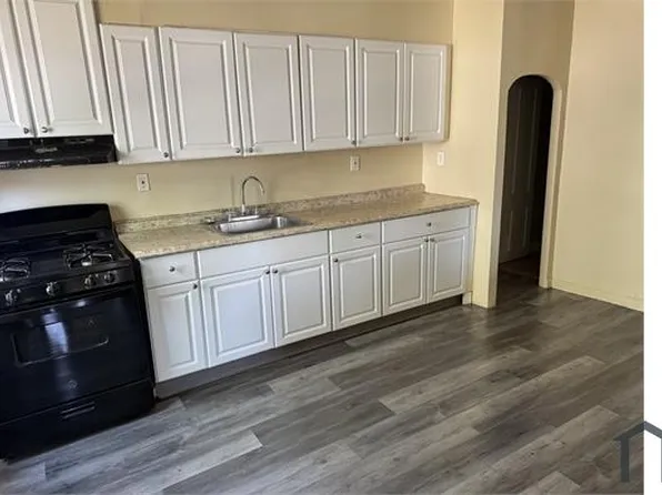 100 Bayard St, Trenton, NJ 08611