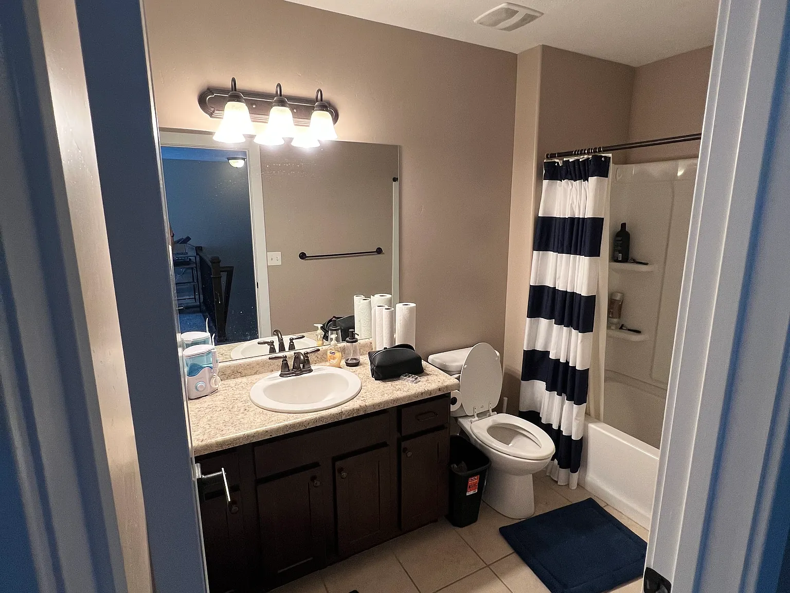 Private Room For Rent (Males Only) — Photo 4