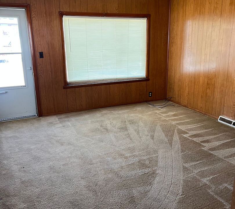 2nd image of 1426 5th St