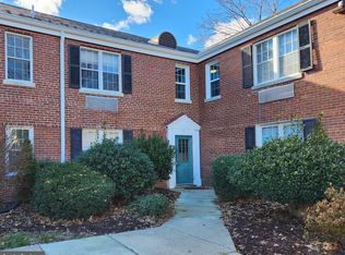 115 E Glebe Rd APT B, Alexandria, VA 22305