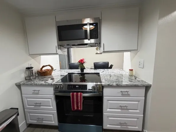 3133 Eaton St, Kansas City, KS 66103