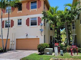 3920 Laurel Ln, Pompano Beach, FL 33073