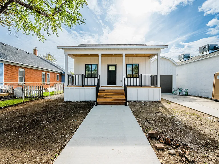 519 N Gould St — Photo 24