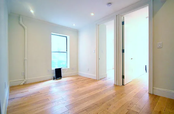 Rented by Julianna Realty Corp | media 22