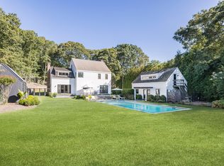 24 Rolling Hill Ct E, Sag Harbor, NY 11963