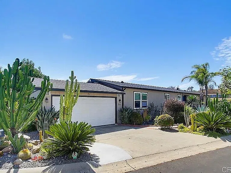 3 bed, 1476 sqft, $3,995 — Photo 4