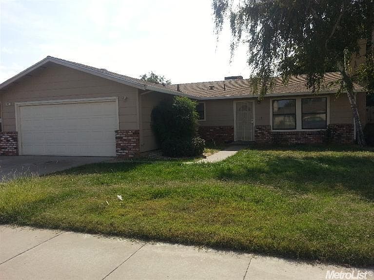 1st image of 652 Flora Way