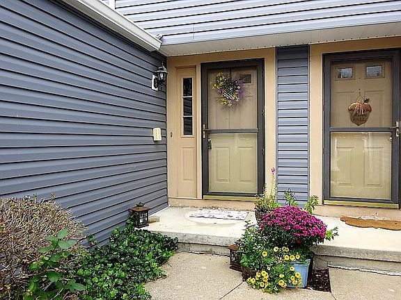 2nd image of 4757 Ledgewood Dr