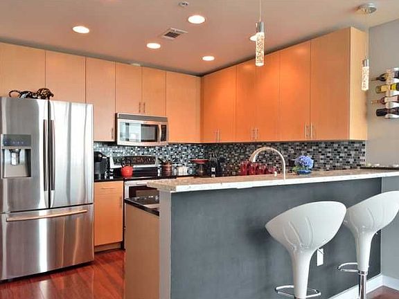 4th image of 777 N Ashley Dr Unit 3113