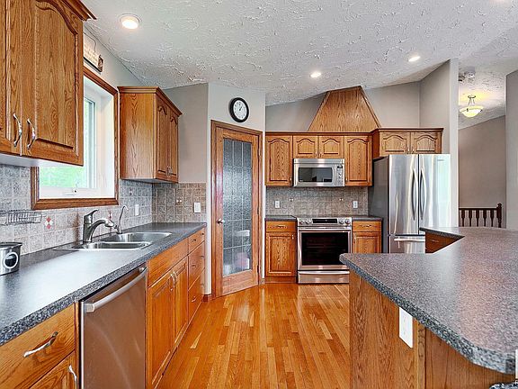 4th image of 53213 Range Road 20