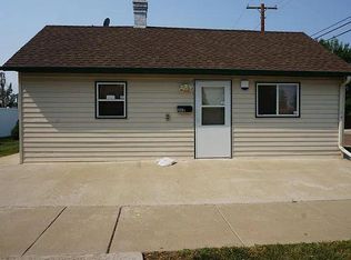 202 2nd Ave SW, Dickinson, ND 58601