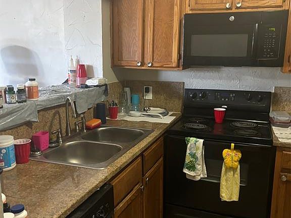 3rd image of 2305 Basil Dr APT D108