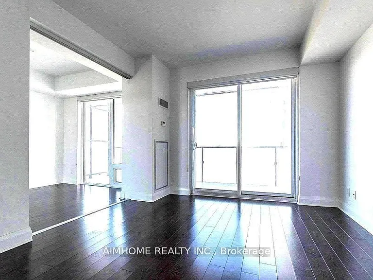 1080 Bay St #1506 — Photo 9