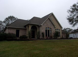 25 Stone Bridge Rd, Carriere, MS 39426