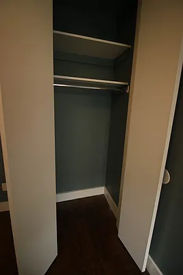 Rented by Delmark Realty LLC | media 16