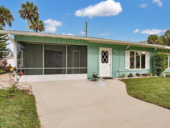 2nd image of 27 Country Club Dr #272