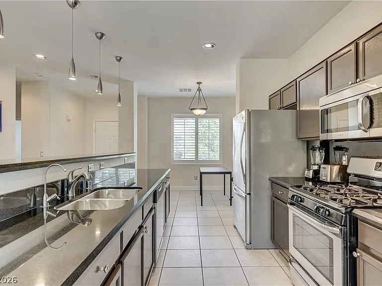 804 Peachy Canyon Cir #201 — Photo 3