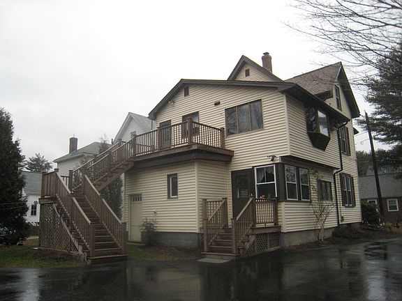Exterior - Rear & Deck