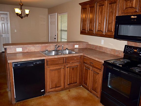 5th image of 13321 Country Meadow Ln