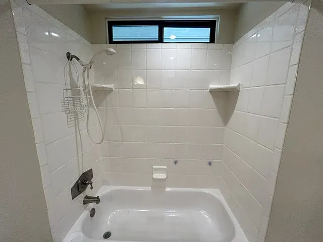 4311 Emerald Cir — Photo 24